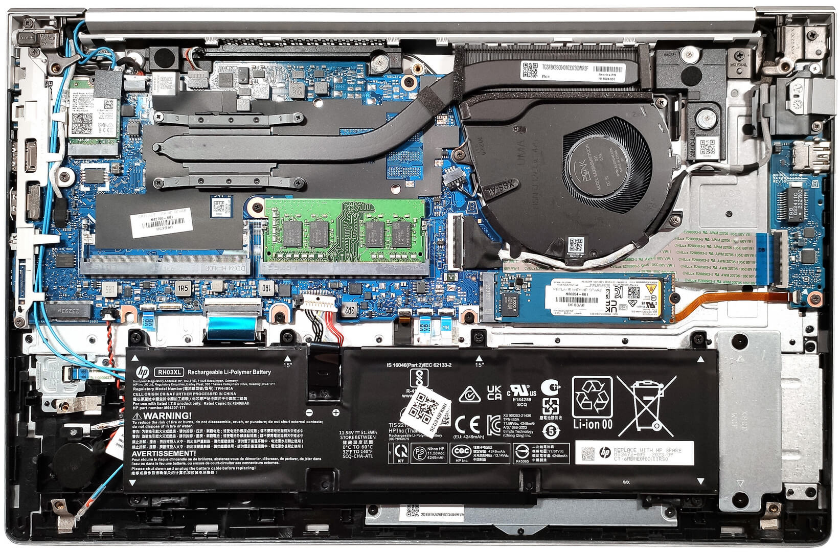Internal Photo of HP ELITEBOOK 650 G10, Backlit US Keyboard Palmrest (HP EliteBook 650 G10)